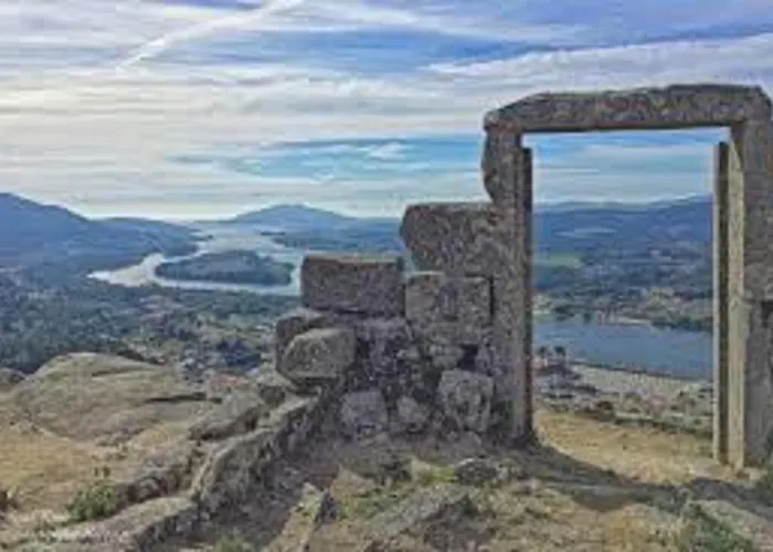 Casa Cervo Artes 아파트 빌라노바 데 세르베이라